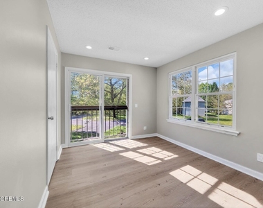 10-5 Boise Court - Photo Thumbnail 9