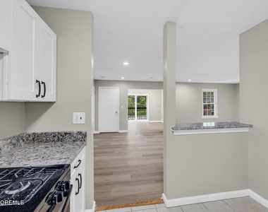 10-5 Boise Court - Photo Thumbnail 7