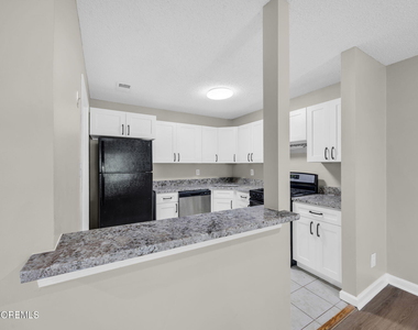 10-5 Boise Court - Photo Thumbnail 6