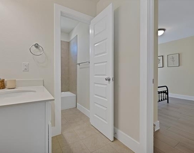7608 Resting Mews - Photo Thumbnail 9