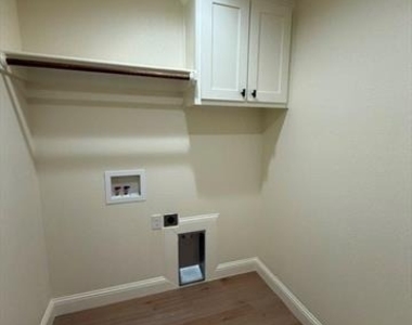 7646 Hudson Way - Photo Thumbnail 20