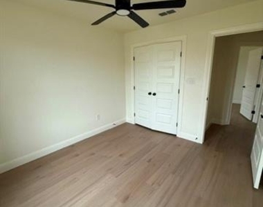 7646 Hudson Way - Photo Thumbnail 17