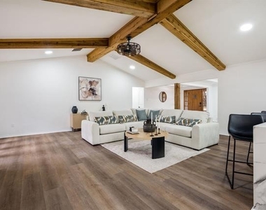 10922 Ferndale Road - Photo Thumbnail 23