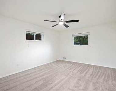 10922 Ferndale Road - Photo Thumbnail 22
