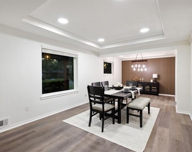 10922 Ferndale Road - Photo Thumbnail 2