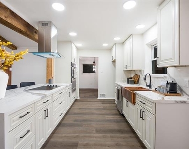 10922 Ferndale Road - Photo Thumbnail 18