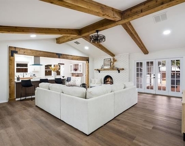 10922 Ferndale Road - Photo Thumbnail 9