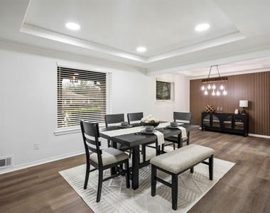10922 Ferndale Road - Photo Thumbnail 11