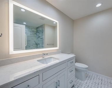 7154 Stonetrail - Photo Thumbnail 11