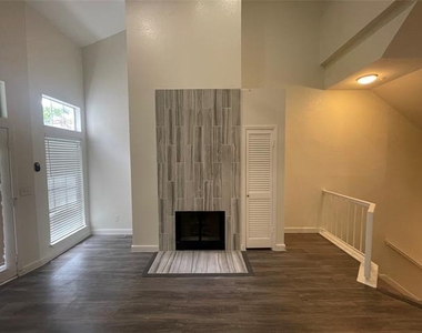 7474 Fair Oaks Avenue - Photo Thumbnail 2
