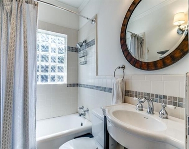 6313 Belmont Avenue - Photo Thumbnail 16
