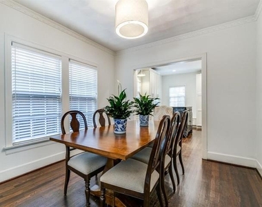 6313 Belmont Avenue - Photo Thumbnail 6