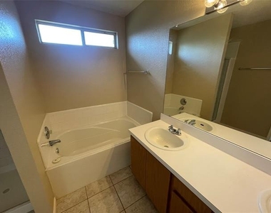 1611 Columbia Drive - Photo Thumbnail 19