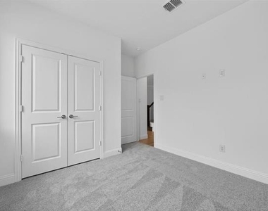3116 Winecup Road - Photo Thumbnail 8