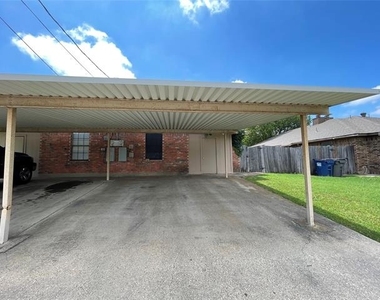 1754 Carrington Drive - Photo Thumbnail 4