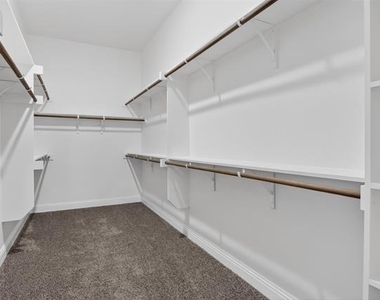 10204 Marathon Court - Photo Thumbnail 9