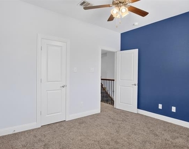 10204 Marathon Court - Photo Thumbnail 30