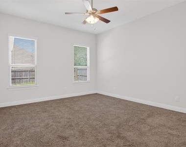 10204 Marathon Court - Photo Thumbnail 22