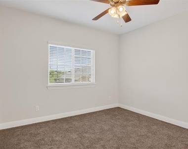 10204 Marathon Court - Photo Thumbnail 28