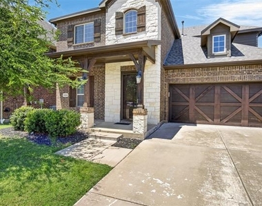 10204 Marathon Court - Photo Thumbnail 3
