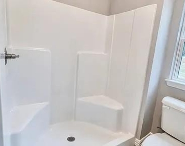 2109 Bluebonnet Avenue - Photo Thumbnail 10