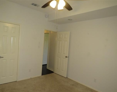 2308 Crestmeadow Street - Photo Thumbnail 29