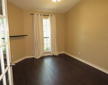 2308 Crestmeadow Street - Photo Thumbnail 22
