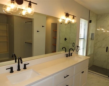 2308 Crestmeadow Street - Photo Thumbnail 16
