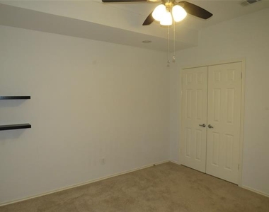 2308 Crestmeadow Street - Photo Thumbnail 28
