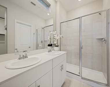 715 Dotty Drive - Photo Thumbnail 20
