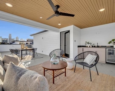1512 Villars Street - Photo Thumbnail 1