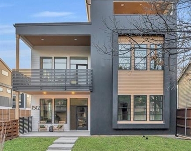 1512 Villars Street - Photo Thumbnail 38