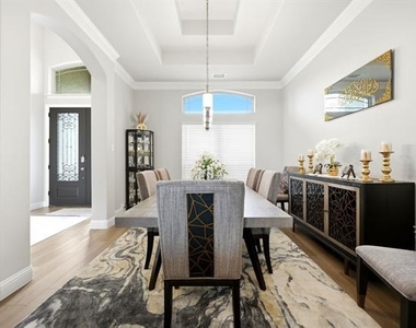 4908 Fulbrook Drive - Photo Thumbnail 4