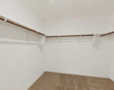 1901 Princeton Avenue - Photo Thumbnail 33