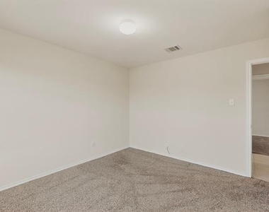 1901 Princeton Avenue - Photo Thumbnail 25