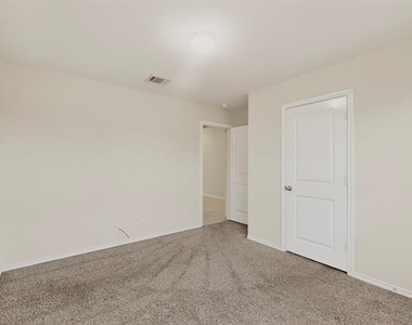 1901 Princeton Avenue - Photo Thumbnail 26