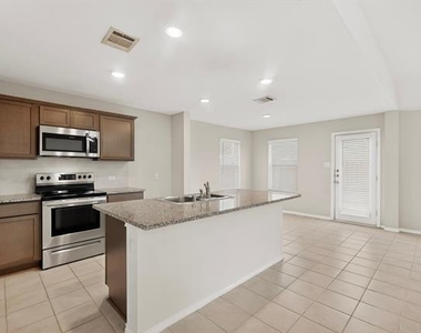 1901 Princeton Avenue - Photo Thumbnail 12