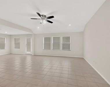 1901 Princeton Avenue - Photo Thumbnail 6