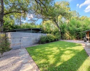8571 Eustis Avenue - Photo Thumbnail 29