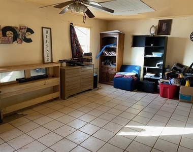 501 N Lincoln Avenue - Photo Thumbnail 8