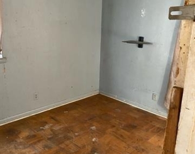 501 N Lincoln Avenue - Photo Thumbnail 3