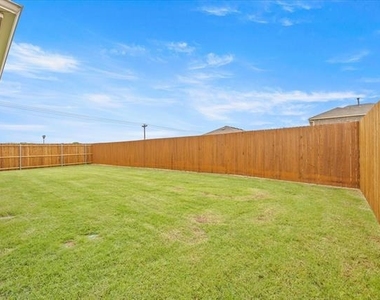 2307 Albert Lane - Photo Thumbnail 33