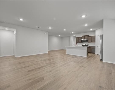 2307 Albert Lane - Photo Thumbnail 17