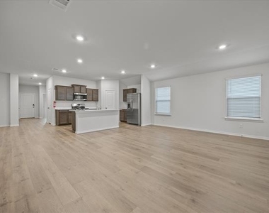 2307 Albert Lane - Photo Thumbnail 18