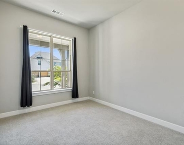 4131 Sandhills Lane - Photo Thumbnail 4