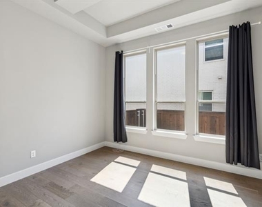 4131 Sandhills Lane - Photo Thumbnail 35