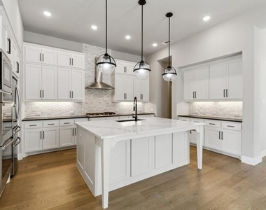 4131 Sandhills Lane - Photo Thumbnail 11