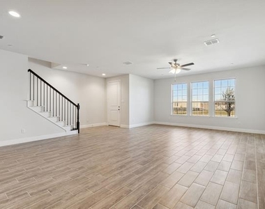 6028 Bursey Road - Photo Thumbnail 8