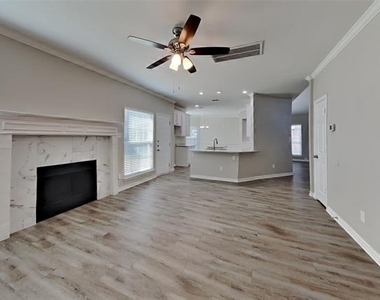 1508 Kendal Drive - Photo Thumbnail 2