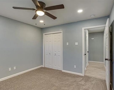 5709 Walraven Circle - Photo Thumbnail 23